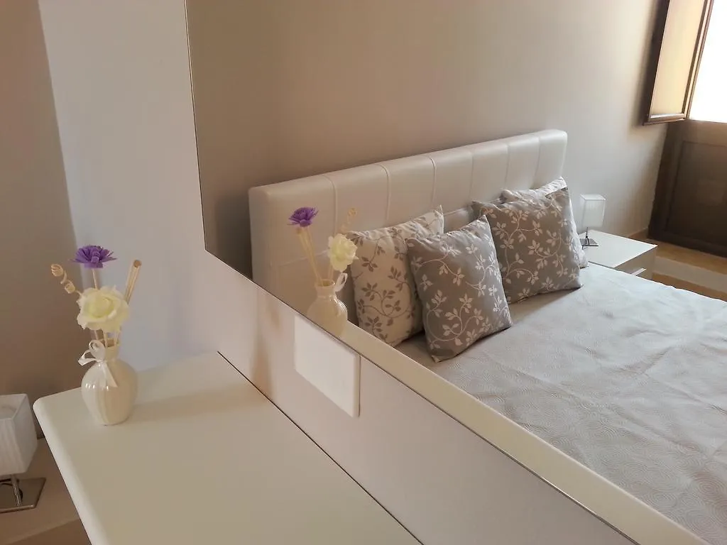 La Bifora Apartment Sciacca Italy
