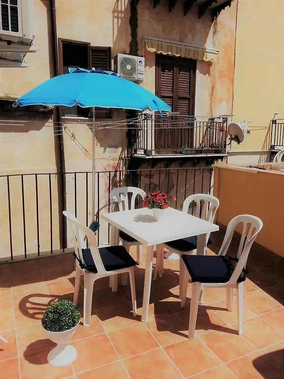 La Bifora Apartment Sciacca 0*,